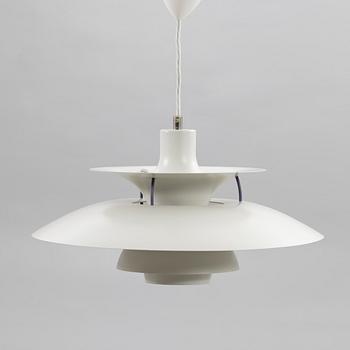 Poul Henningsen, taklampa, "PH5", Louis Poulsen, Danmark.