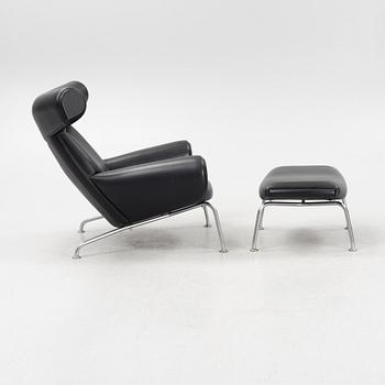 Hans J Wegner, fåtölj med fotpall, "Ox Chair", EJ-100, Erik Jørgensen, Danmark, 2005 samt 2010.