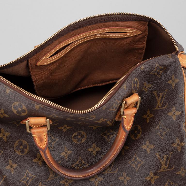 LOUIS VUITTON, a "Speedy 30" bag.