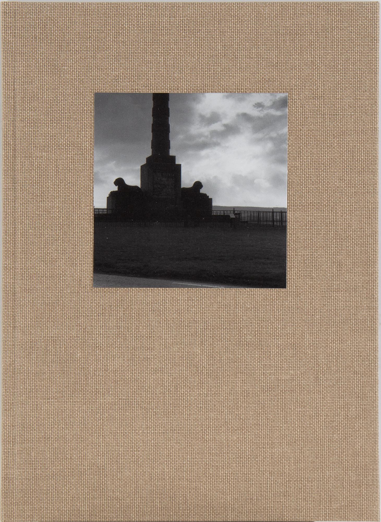 Gerry Johansson, silvergelatinfotografi + bok, bok signerad, daterad 2007, numrerad 3/25.