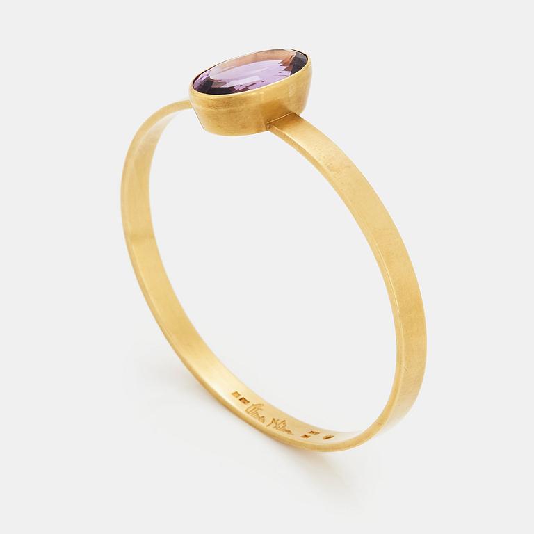 Wiwen Nilsson, armring, Lund 1968, 18k rödguld.