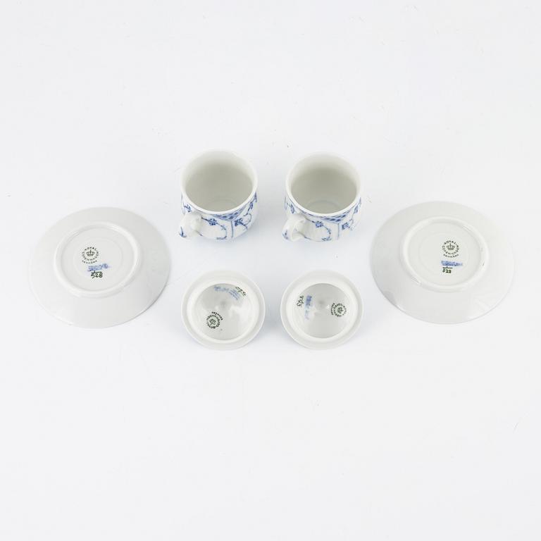 Crèmekoppar med lock, 1 par, porslin, "Musselmalet", halvblonde, Royal Copenhagen, Danmark.