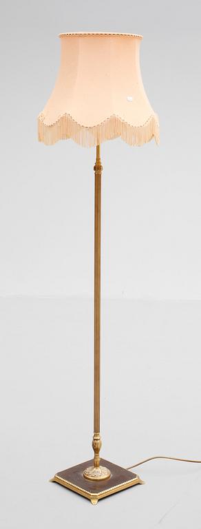 GOLVARMATUR. Gustaviansk stil. 1900-talets andra hälft.