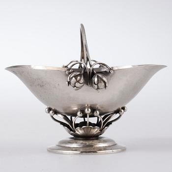SALTKAR, sterlingsilver, Georg Jensen, Köpenhamn. 1900-talets första hälft. Vikt ca 80 g.