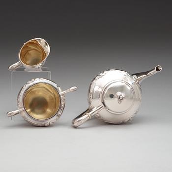 A C.G. Hallberg Art Nouveau 3 pcs silver coffee service, Stockholm 1916.