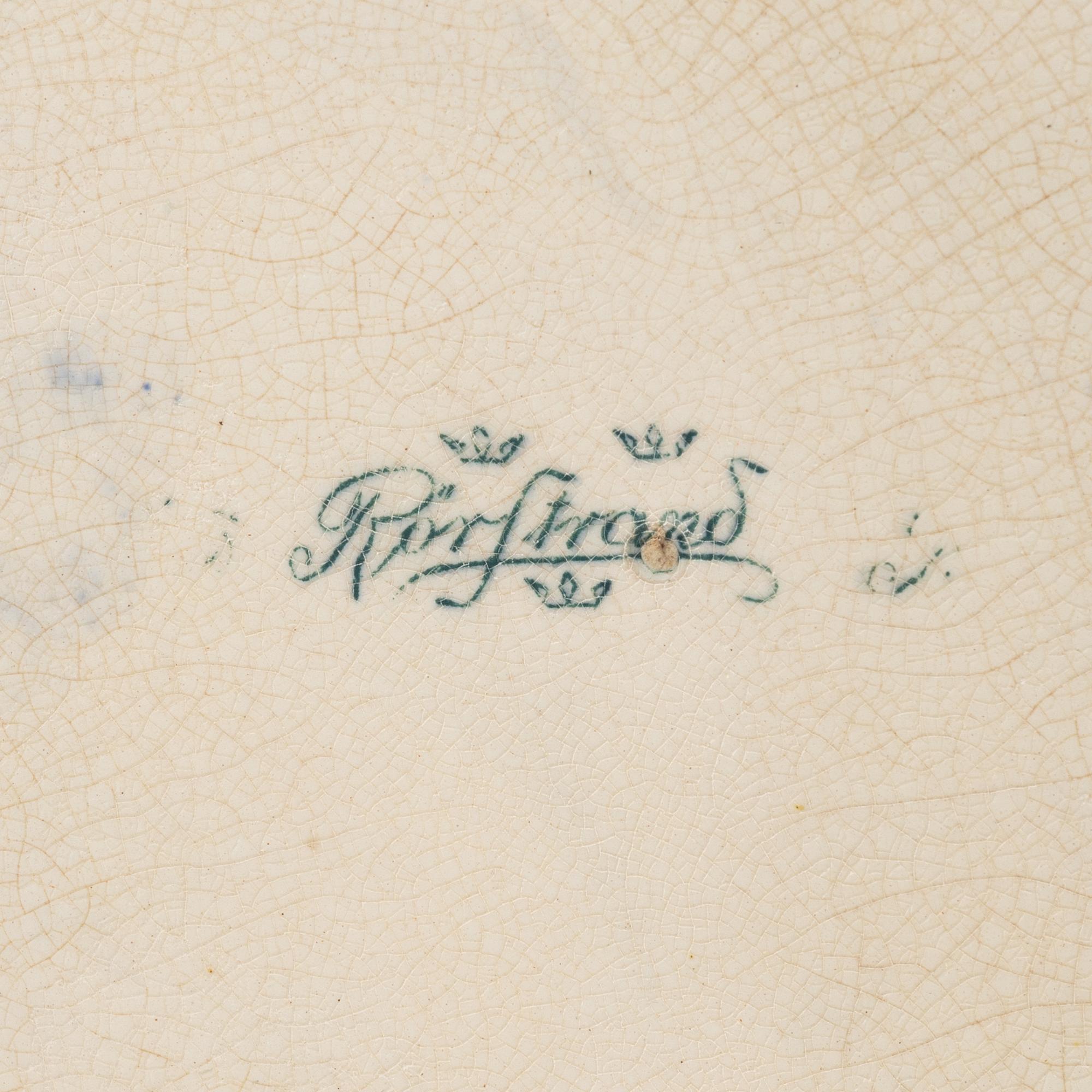 Piedestal med urna, jugend, Rörstrand, omkring år 1900.