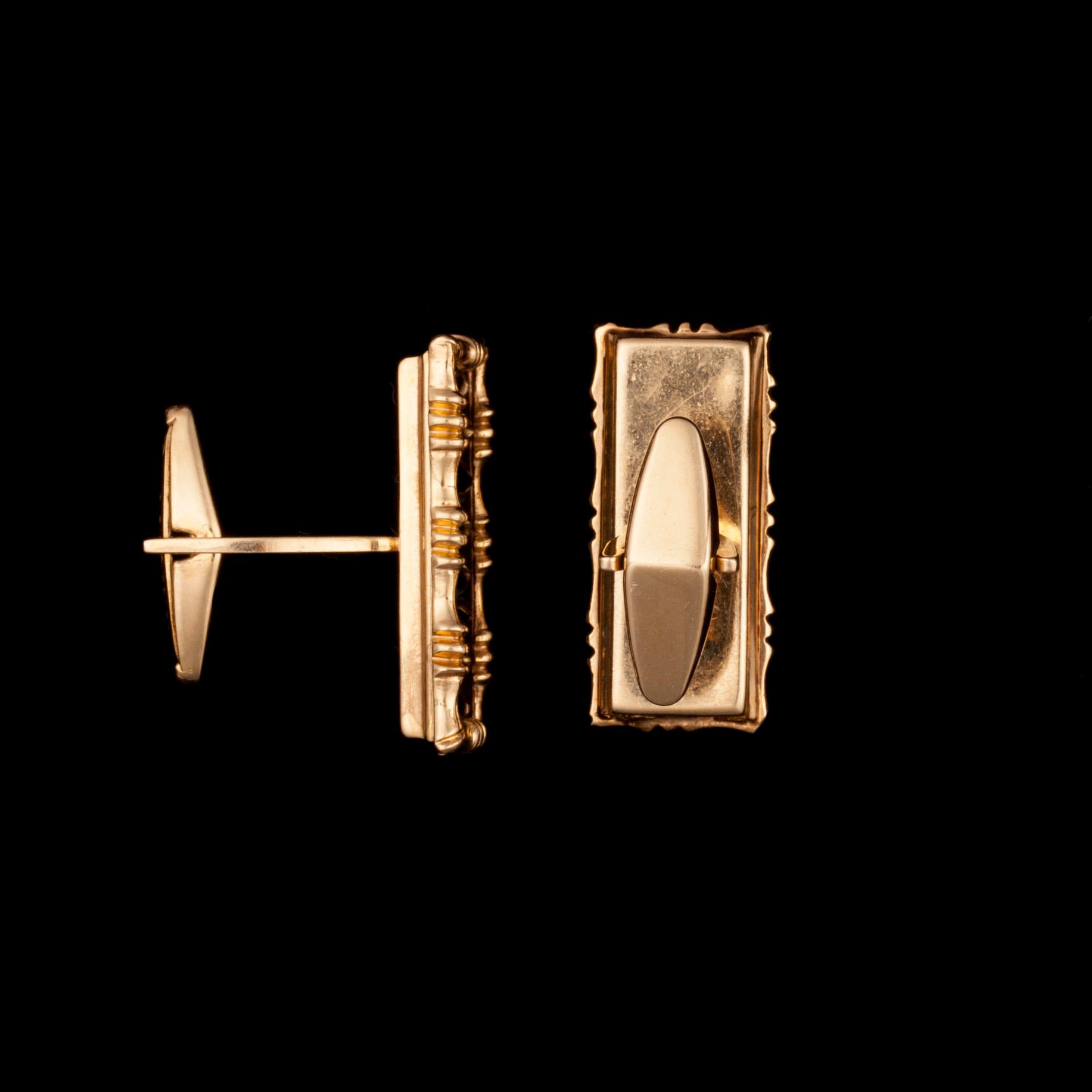 MANSCHETTKNAPPAR, 14K guld, fasettslipat blått glas, Lucien Piccard, 1900-talets slut. Vikt tot. 16 g.