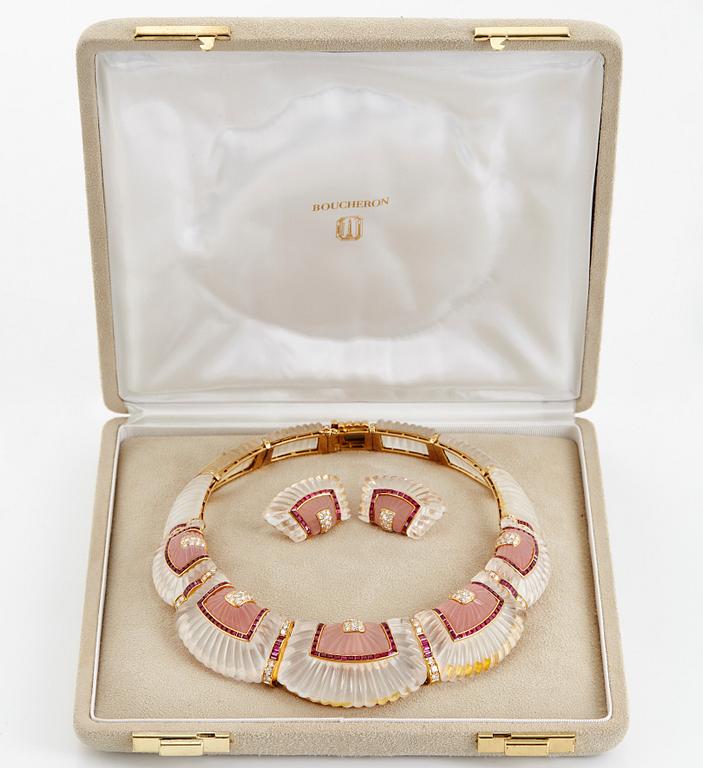 Boucheron a necklace and a pair of earrings.