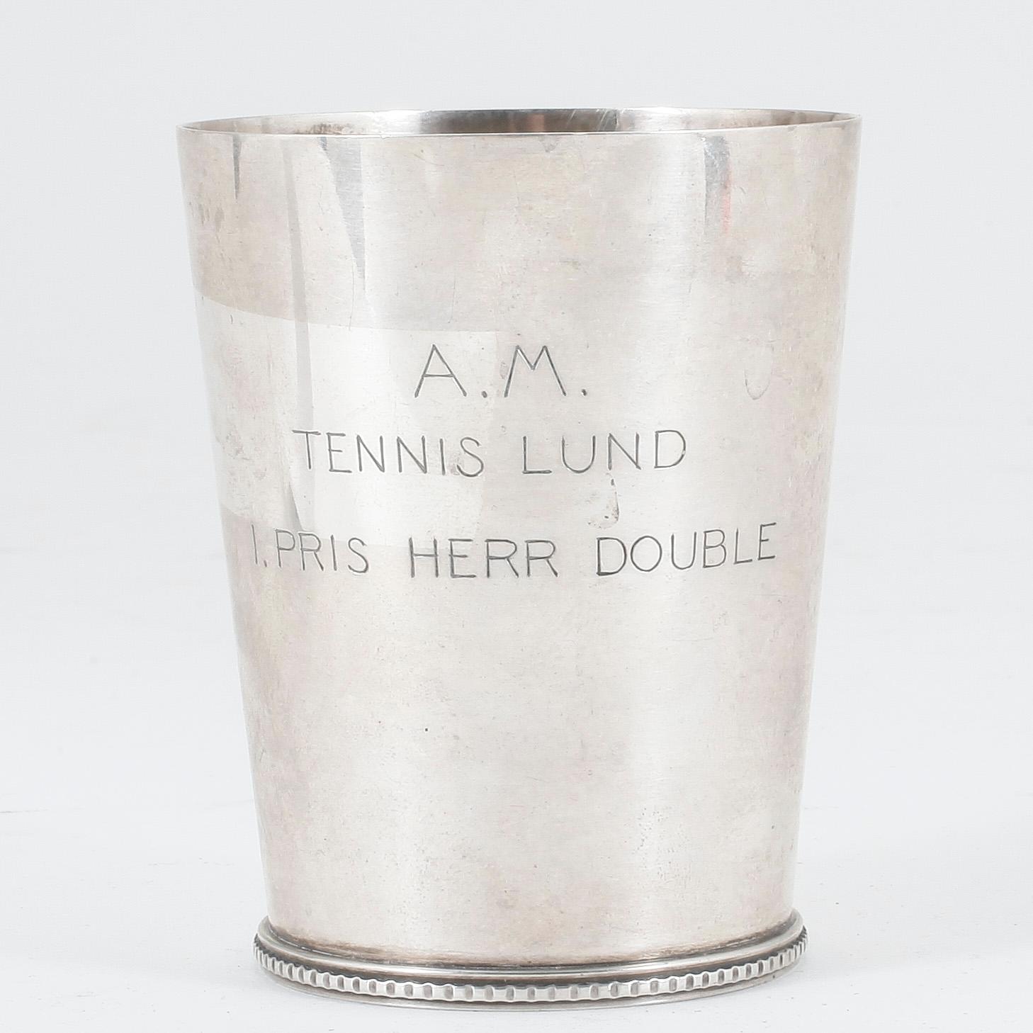 BÄGARE, silver, Wiwen Nilsson, Lund, 1936. Vikt ca 106g.