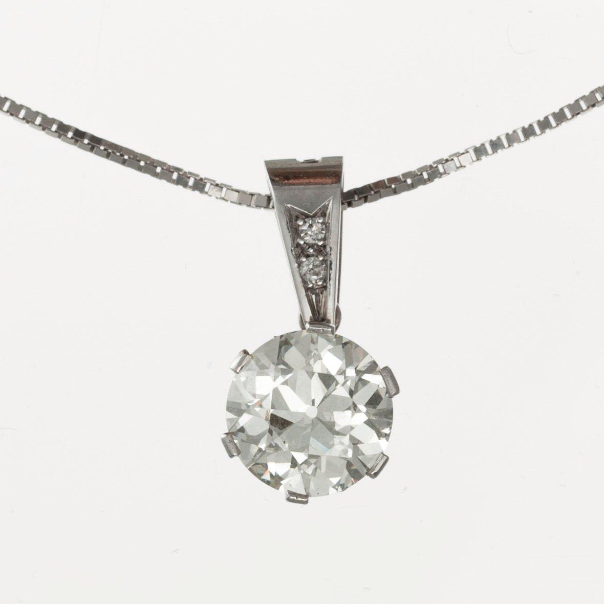 HÄNGE, 18K vitguld. Antikslipad diamant ca 3.1 ct. J/vs
Intyg SJL.