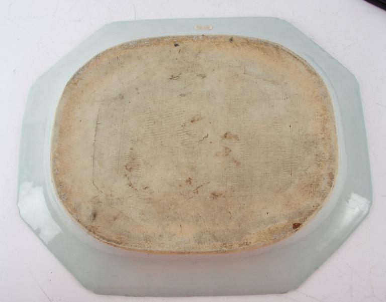 UPPLÄGGNINGSFAT, porslin, Kina, 1800-tal.