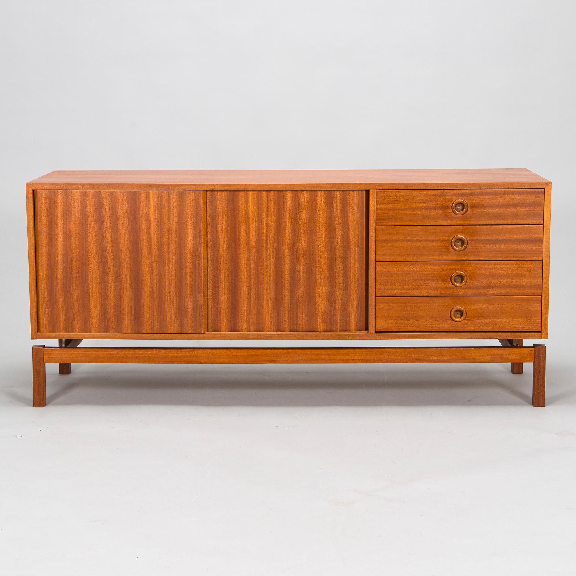 Oiva Parviainen, A mid 20th century sideboard for Lahden Puunjalostus Ltd.