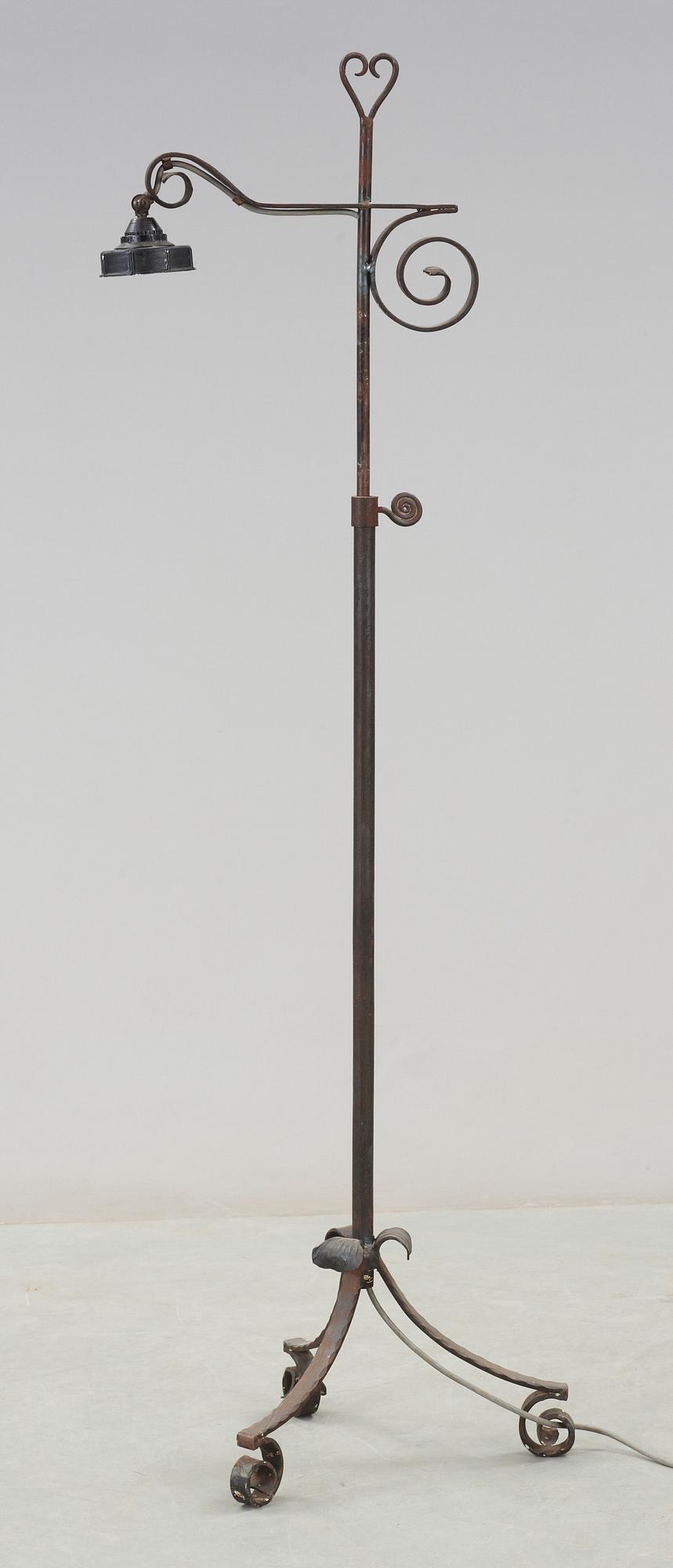 GOLVLAMPA, smide, 1900-tal.