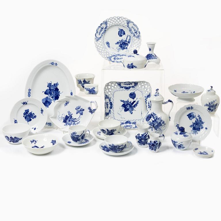 A Royal Copenhagen 'Blå blomst' part service, Denmark, 20th century. (44 pieces).