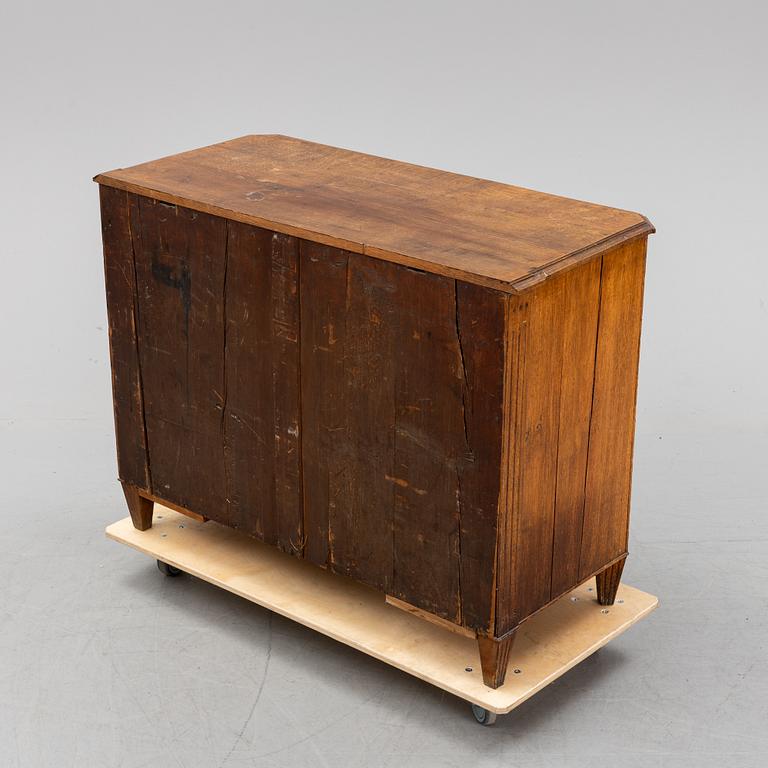 A late gustavian chest of drawers, ca 1800.
