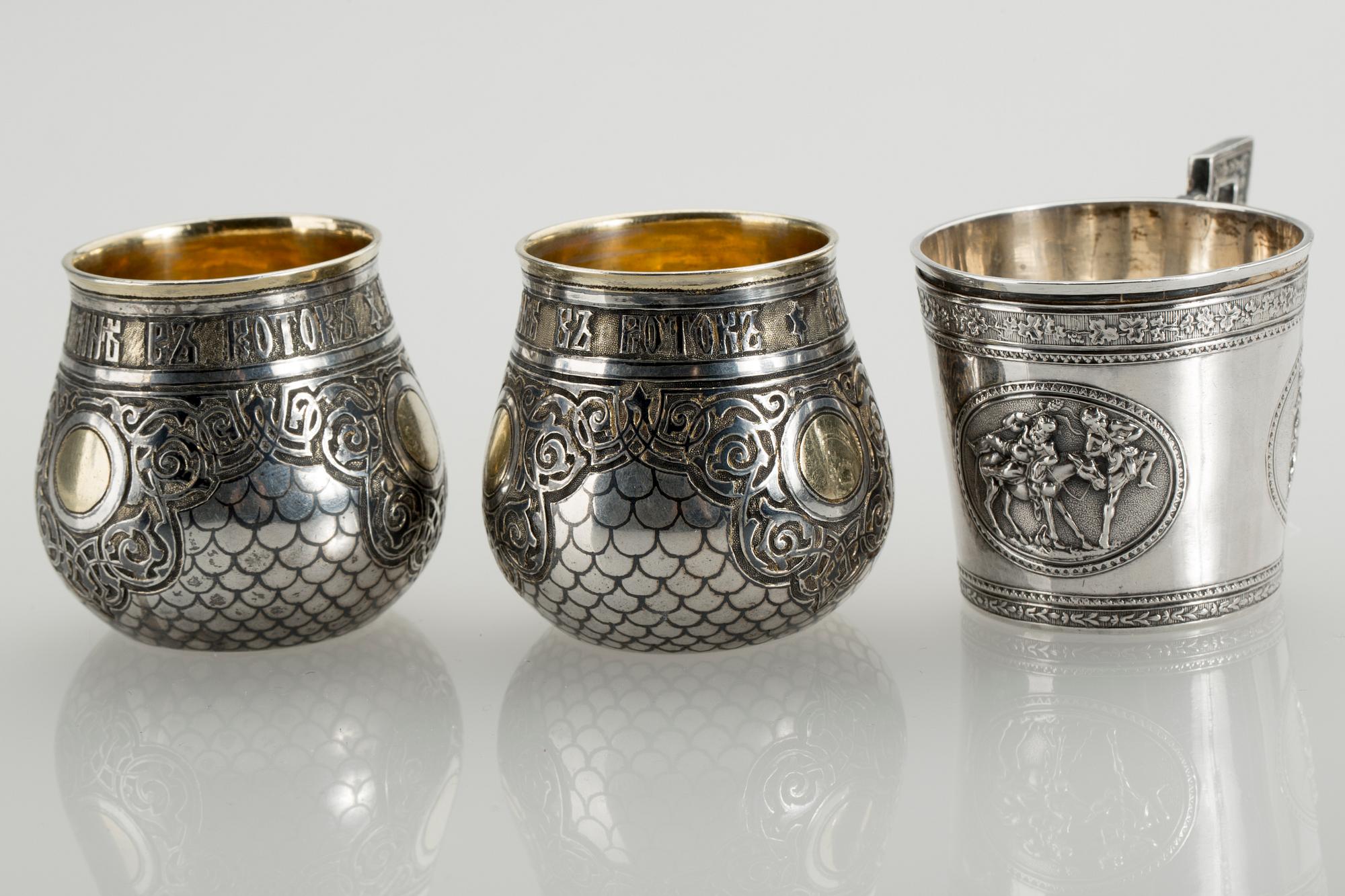 VODKAKOPPAR, 2 + 1. Ryssland, Moskva samt St Petersburg, 1800-talets mitt. Total vikt 198 gr.