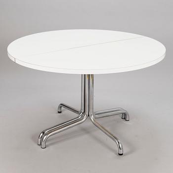 An extendable Thonet dinner table, Austria.