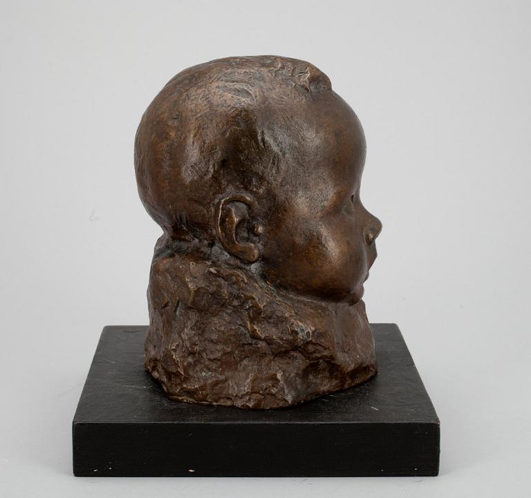 GUNNAR UOTILA, skulptur, brons, signerad samt daterad 1942.