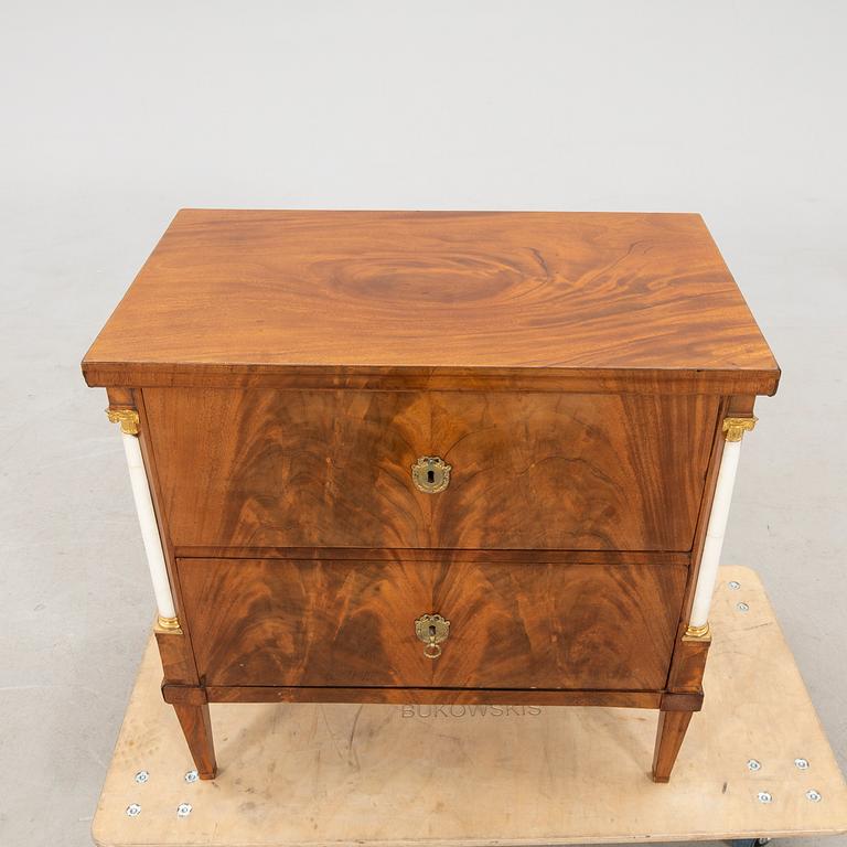 Chest of drawers, Empire style, late 19th century.