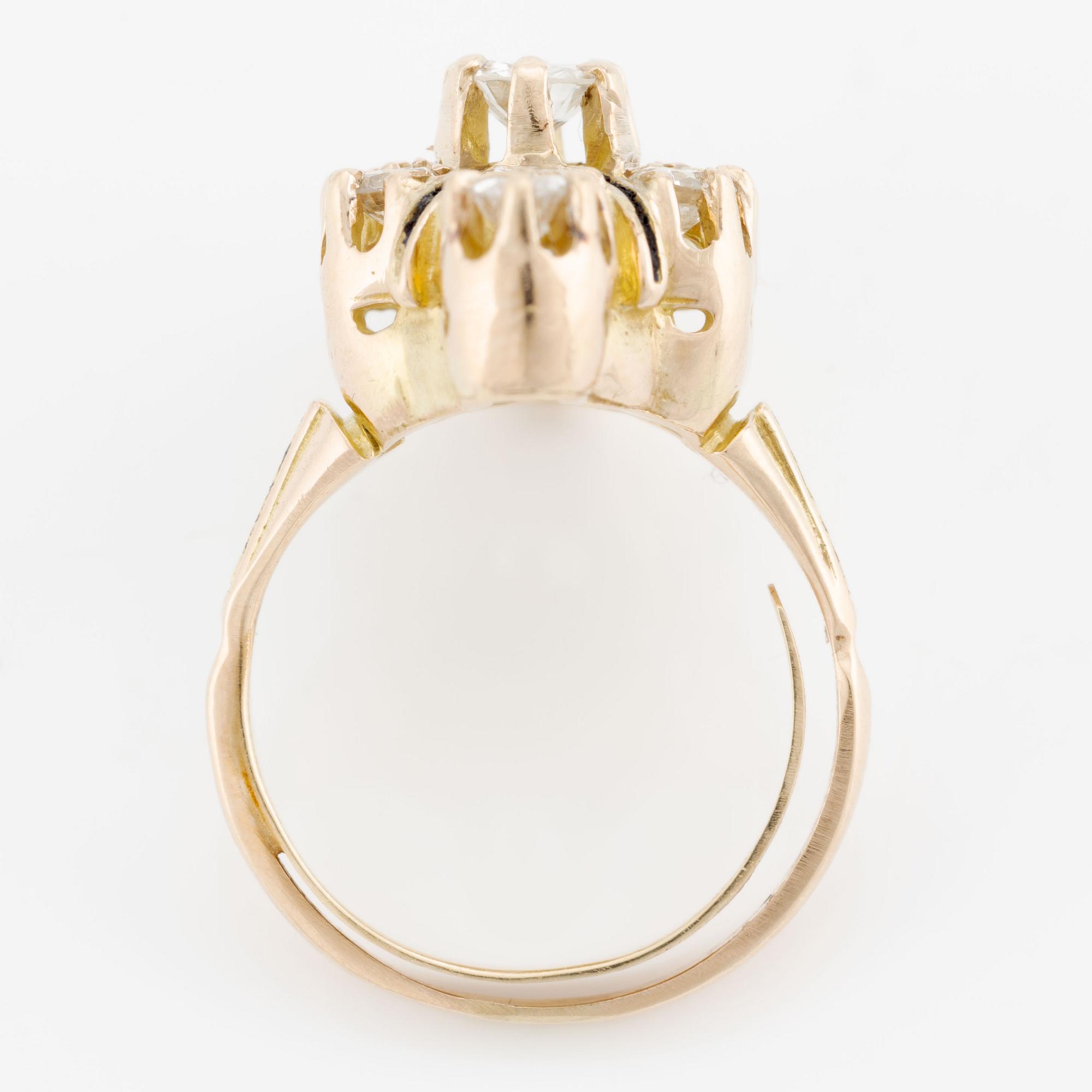 Ring 14K guld och emalj med runda briljantslipade diamanter.