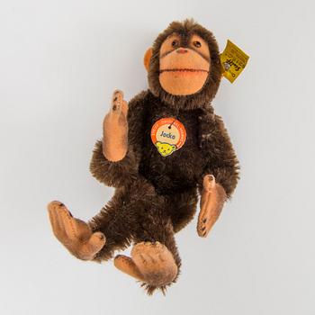 Seventeen Steiff animals Germany 1960s.