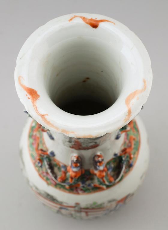 VAS, porslin, Kina, 1800-tal.