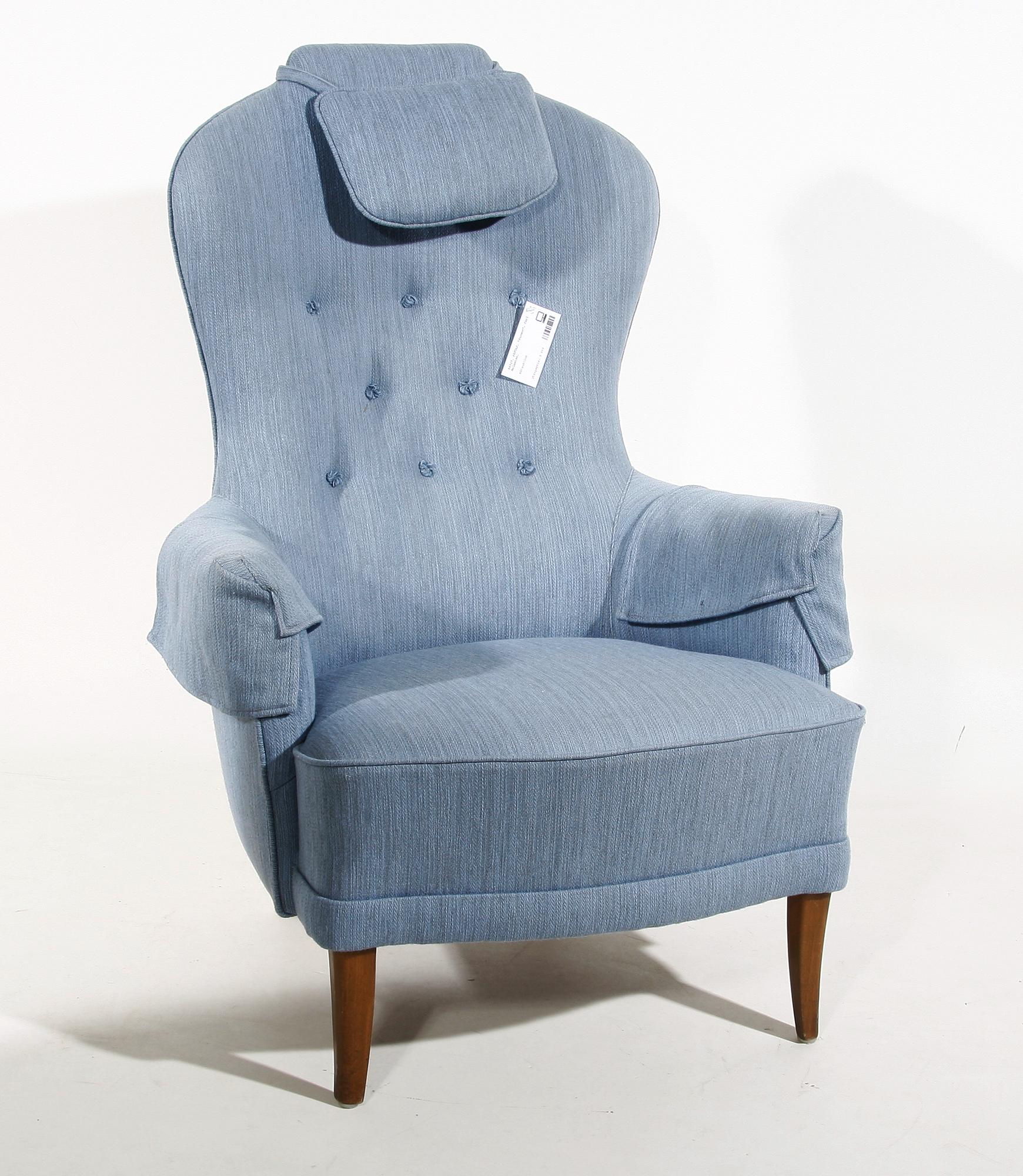 FÅTÖLJ, "Farmor", Carl Malmsten, Lammhult. Ben och karmar med bågnad ton.