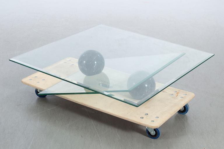 COFFE TABLE, marble and glass, second half of the 20th century, Italy.