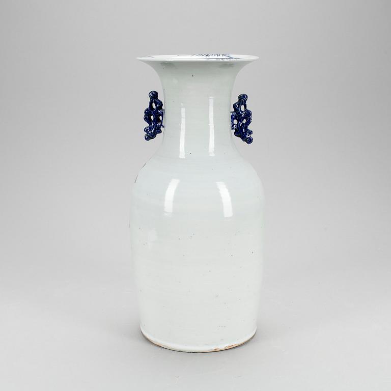 GOLVVAS, porslin, Kina, 1800/1900-tal.