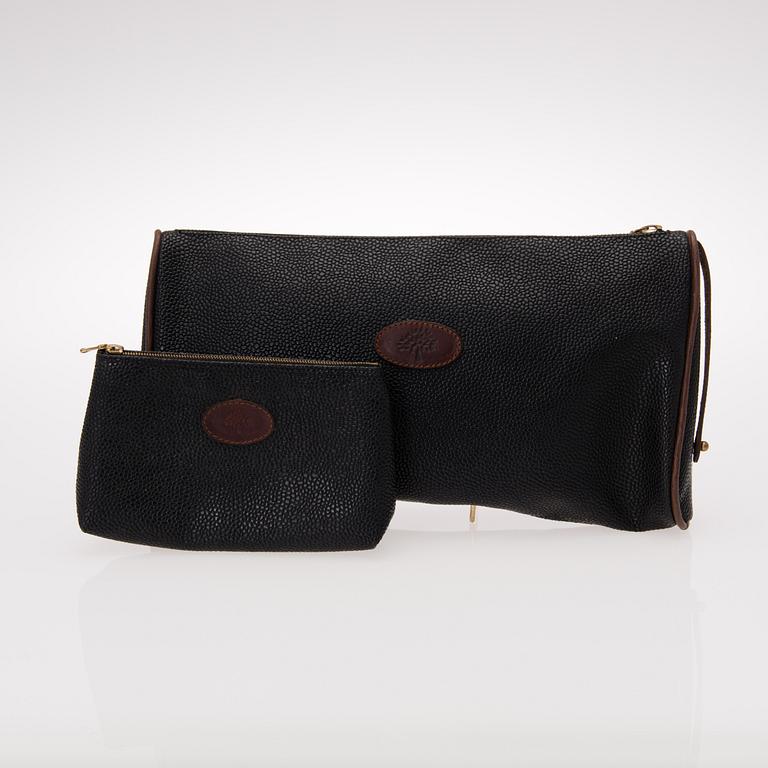 KAKSI TOILETTILAUKKUA, Mulberry.