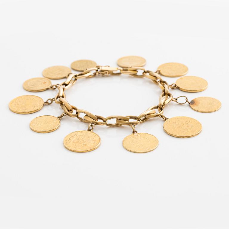 Bracelet 18K gold with gold coin.