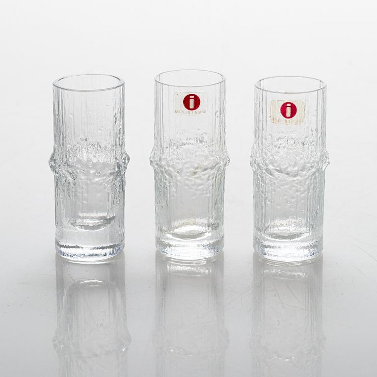 Tapio Wirkkala, a 24-piece set of "Niva" glassware, Iittala. In production 1972-1992.