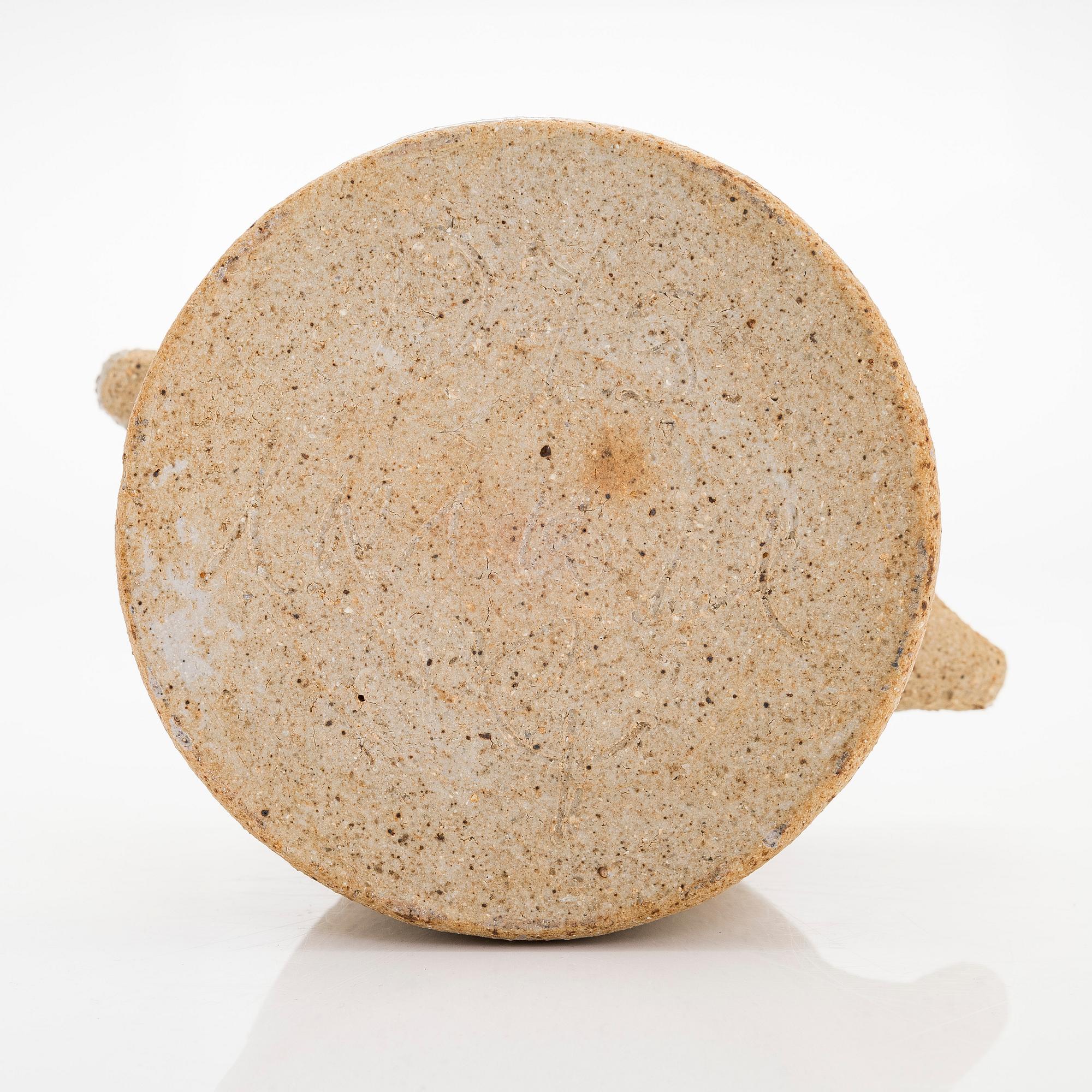 Raija Tuumi, ruukku, keramiikkaa, signeerattu RT ARABIA 1972.