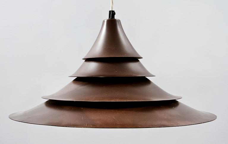 TAKLAMPA, 1900-talets fjärde kvartal. Diam 48.