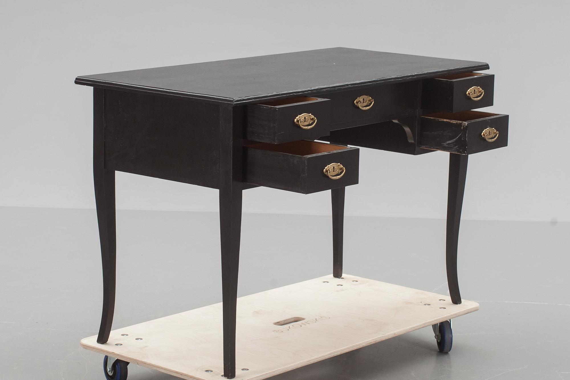 SKRIVBORD, 1900-talets första hälft.