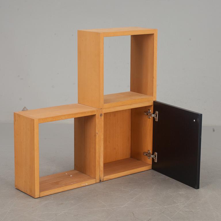 VÄGGHYLLA, 1900-talets andra hälft.