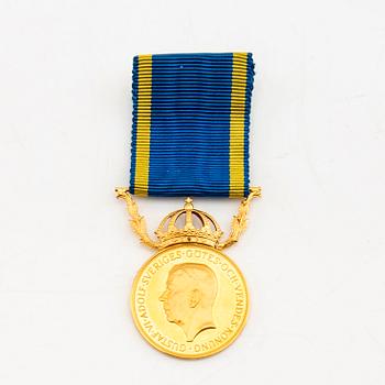 Medal "For Diligence and Integrity in the Service of the Realm" 18K gold.