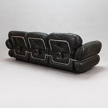 Kurt Hvitsjö, sohva ja nojatuoli, "Hannibal", Isku 1970-luku.