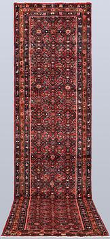 Gallerimatta, Hosseinabad, ca 445 x 115 cm.