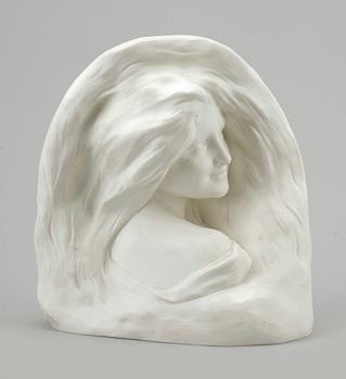 FIGURIN, parian, Gustavsberg, daterad 1913.