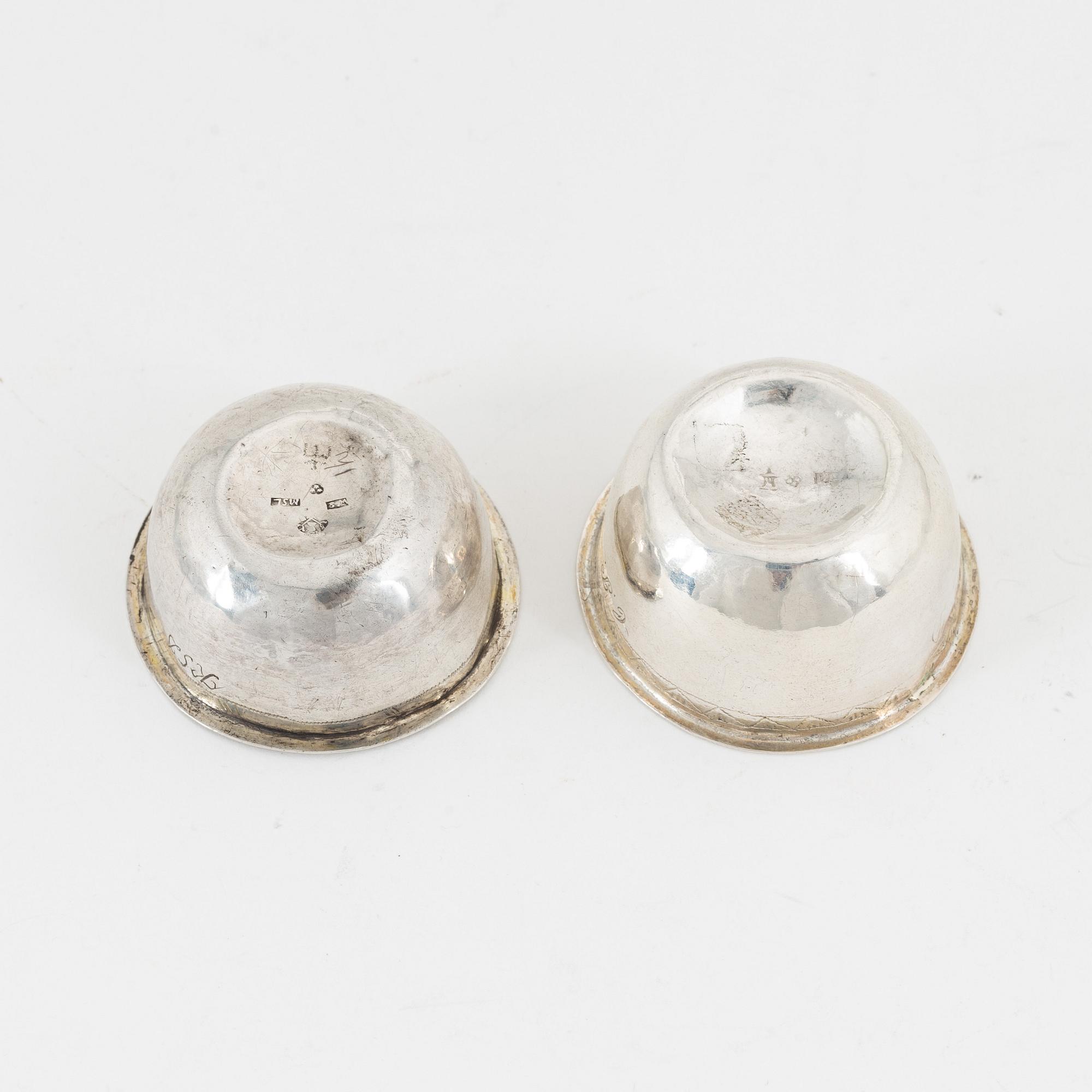 Two Swedish silver tumblers, mark of JJ Ulfsberg, Nyköping circa 1810, and M Sedelin, Sundsvall 1803.