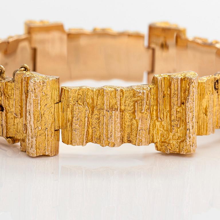 Björn Weckström, a 14K gold bracelet 'Mystica'. Lapponia 1981.