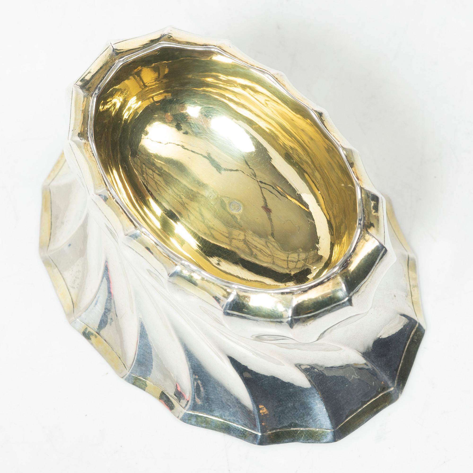 Rokoko, A Swedish parcel gilt silver salt cellar, mark of Anders Schotte, Uddevalla 1763.