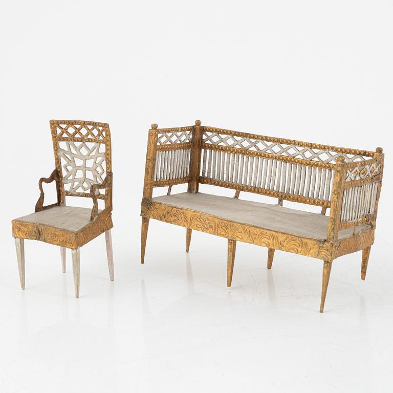 Dockskåpsmöbler, papier-maché, 1800-tal.