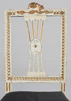 STOLAR, ett par, gustavianska, omkring år 1800.