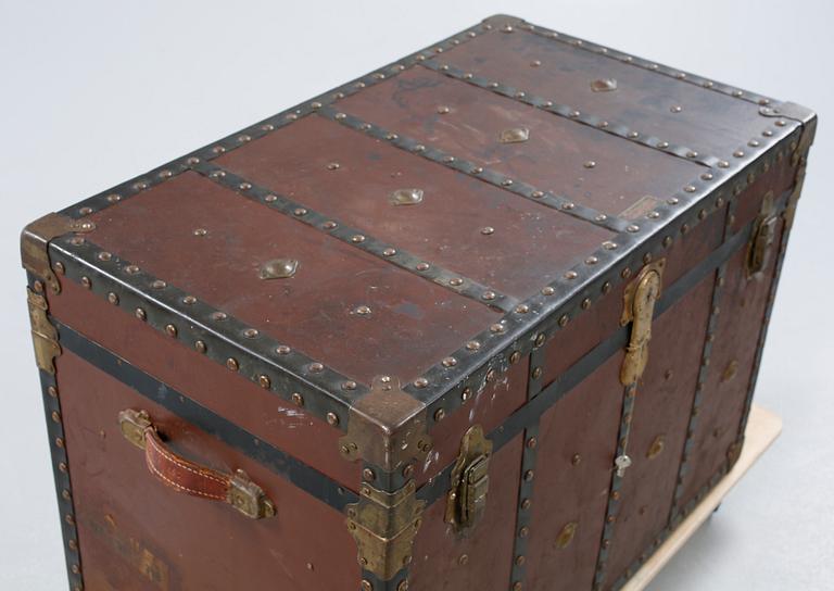 A trunk from Multnomah Baggageman Proof, Portland, around 1900.