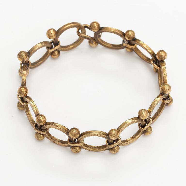 Kai Lindström, A bronze bracelet, model 1517. Kalevala Koru, Helsinki.