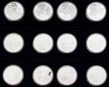 36 medals, silver 925, “Kingdom of Sweden”, in fitted case.