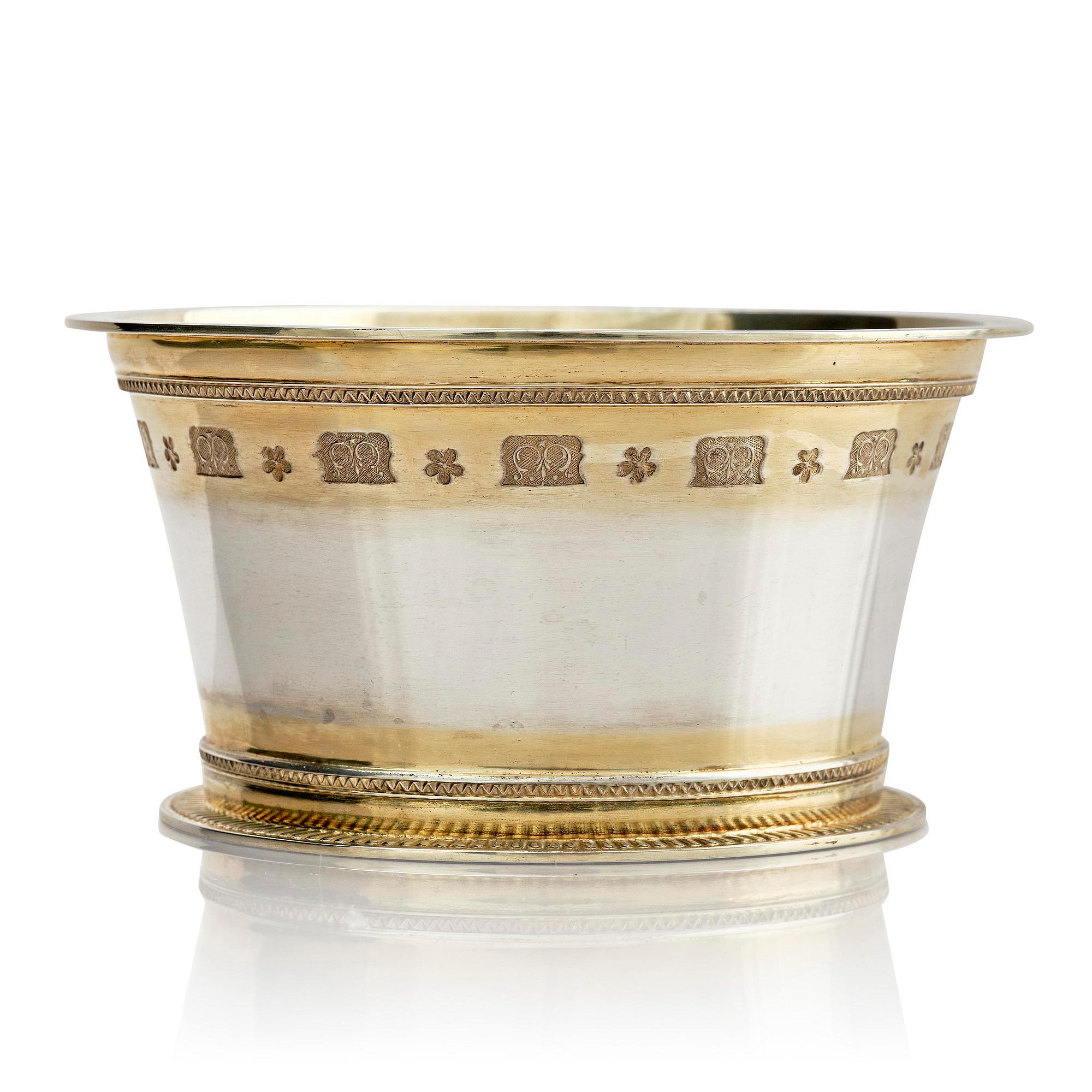 Wiwen Nilsson, skål, delvis förgyllt sterling silver, Lund 1970.