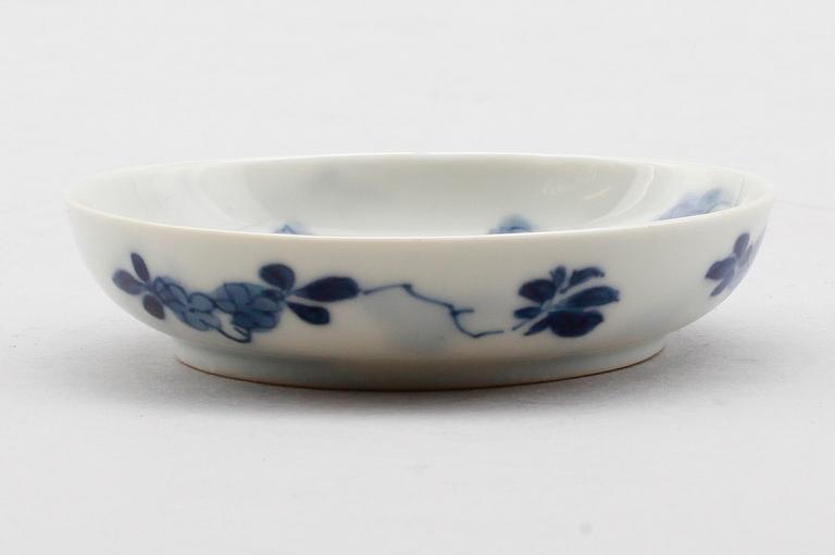 SNUSFAT, porslin, Kangxi 1662-1722.